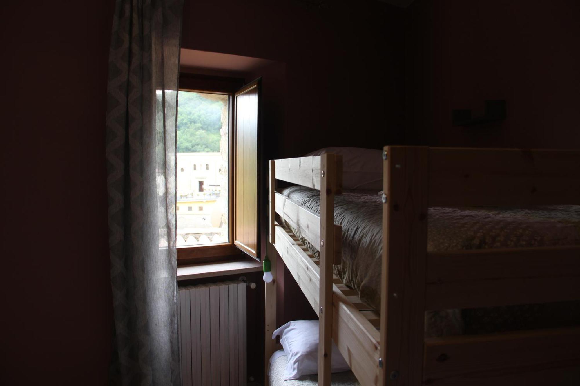 Casa Vacanze Sud E Magia Castelmezzano Buitenkant foto
