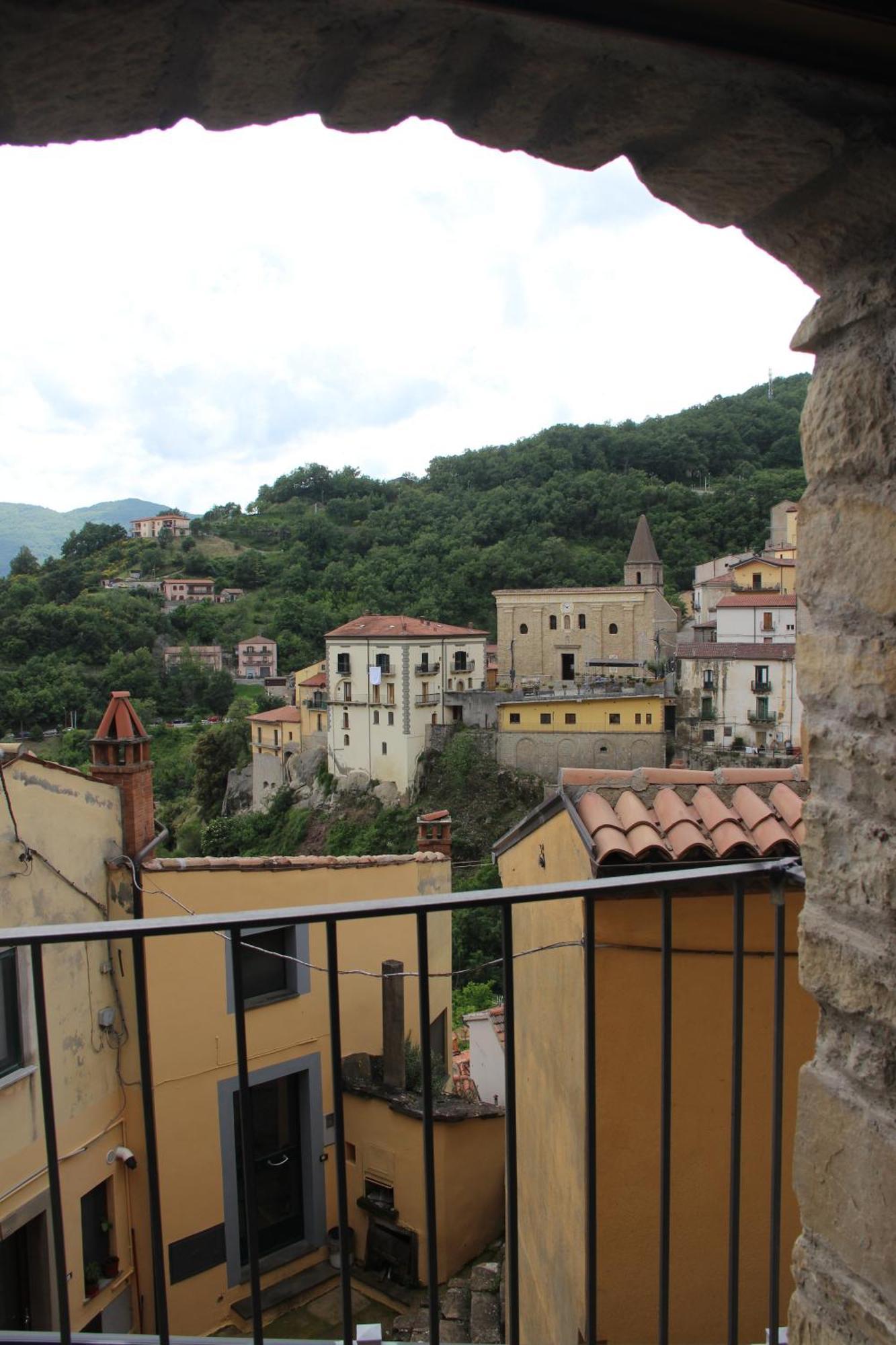 Casa Vacanze Sud E Magia Castelmezzano Buitenkant foto